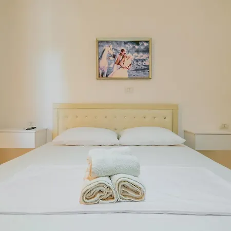 Vila Fredi Ksamil Extérieur photo