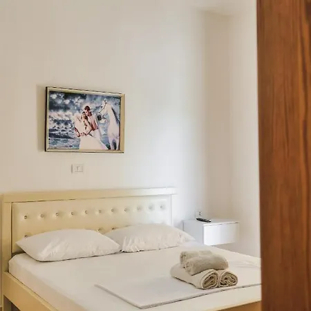 Vila Fredi Ksamil Extérieur photo